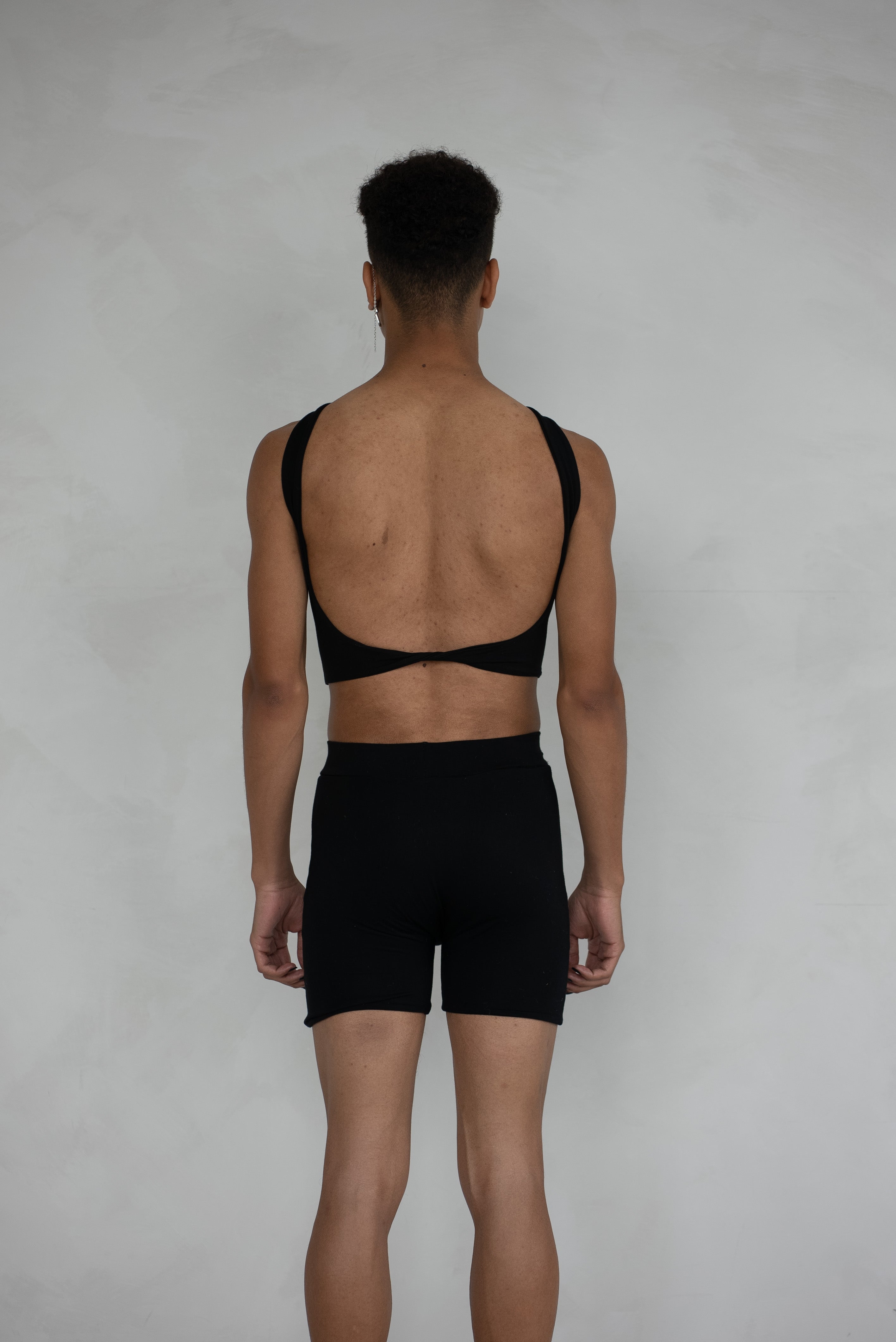 IANTHE 03| SEAMLESS TWIST BACK TANK
